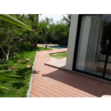 Sàn hồ bơi - sân vườn
